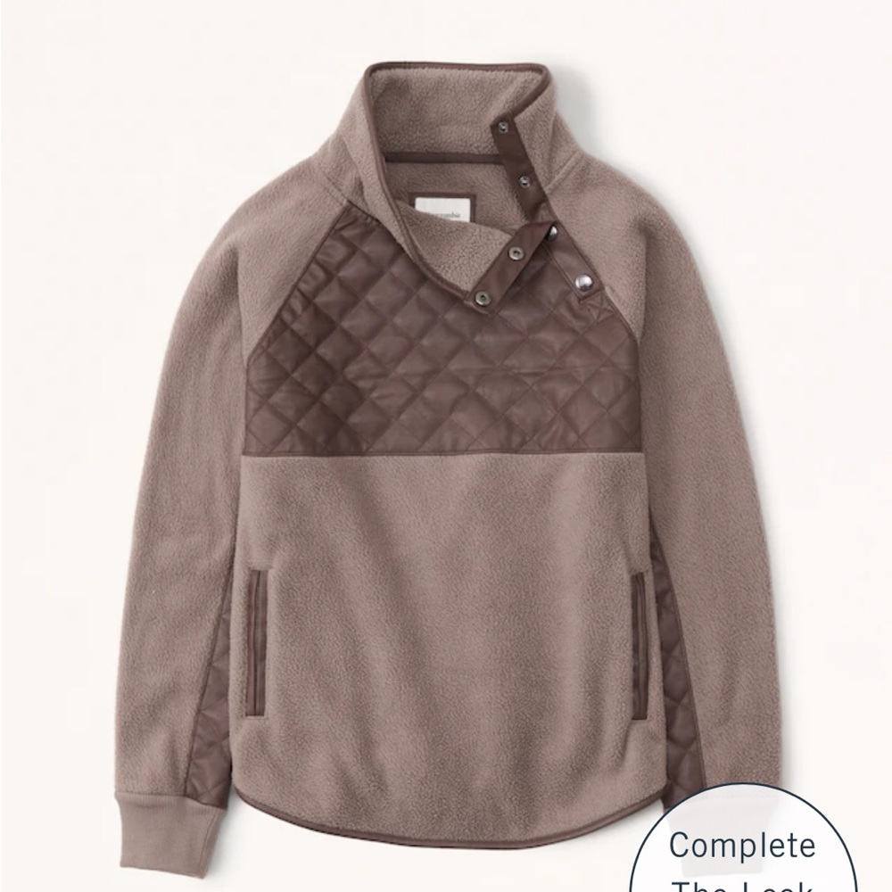 Abercrombie Asymmetrical Snap-Up Fleece EUC